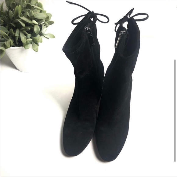 Black heeled booties 💖Aquatalia ! - Picture 2 of 3